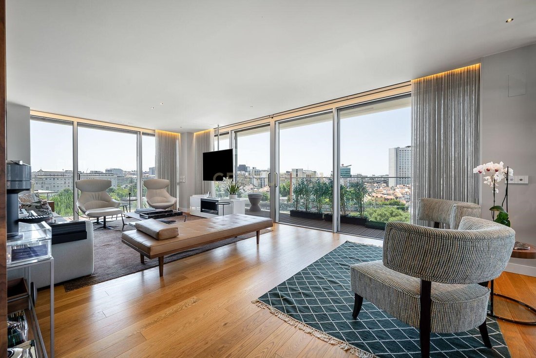 Apartment in Avenidas Novas, Lisbon, Portugal 1 - 18070108