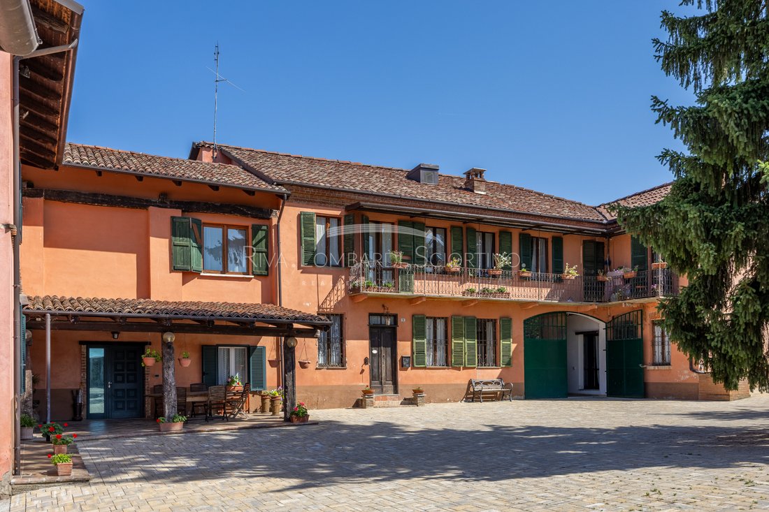 Estate in Penango, Piedmont, Italy 1 - 18070068