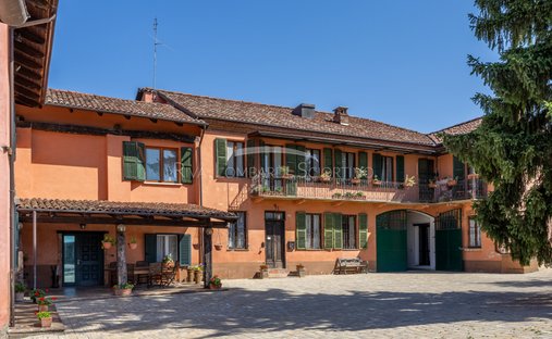Anwesen in Penango, Piemont, Italien 1