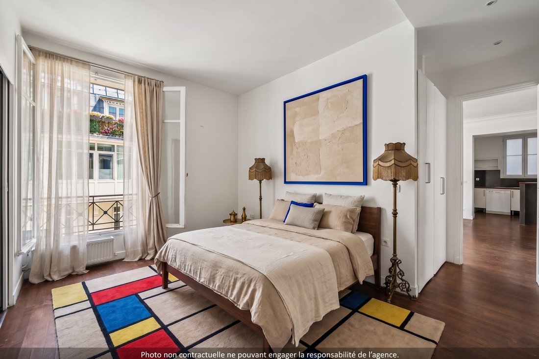 Apartment in Hoche-Friedland, Paris 8e Arrondissement, Paris 4 - 18070233