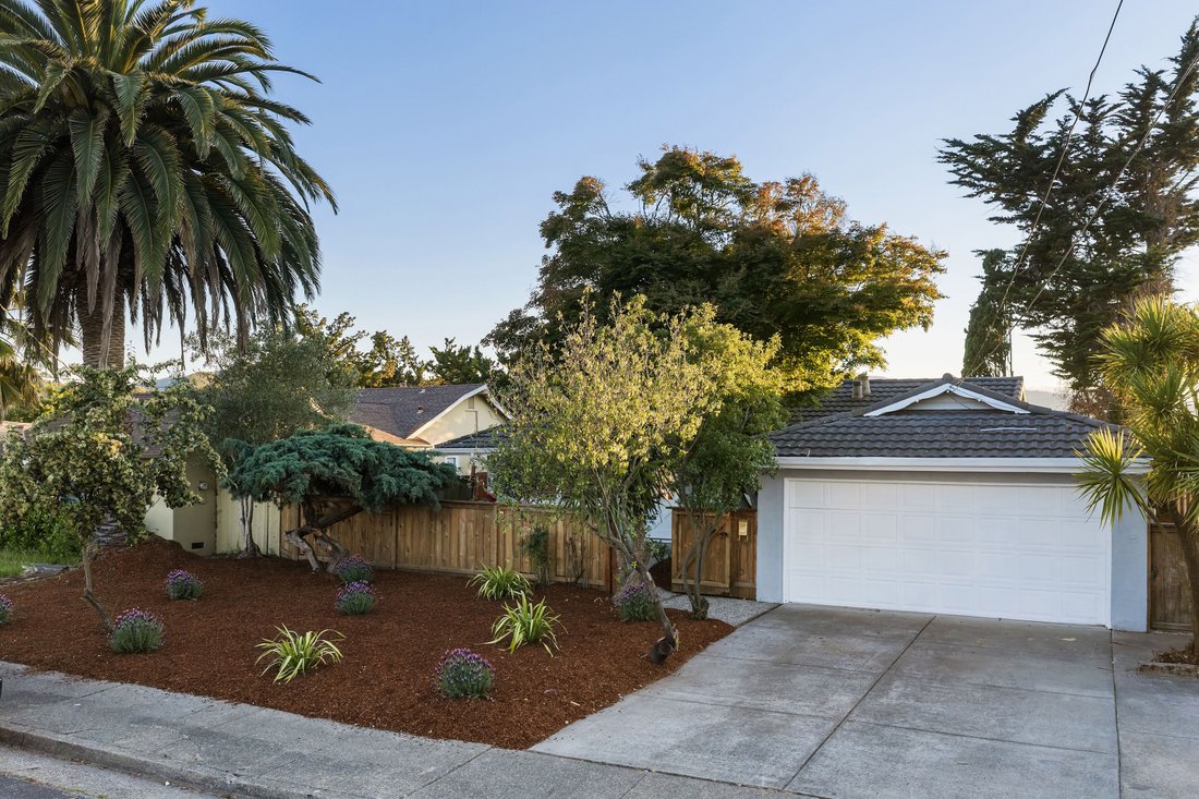 House in Novato, California, United States 2 - 18070401