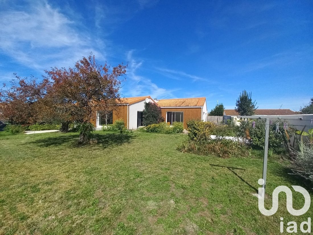 House in Dolus-d'Oleron, Nouvelle-Aquitaine, France 5 - 17420280