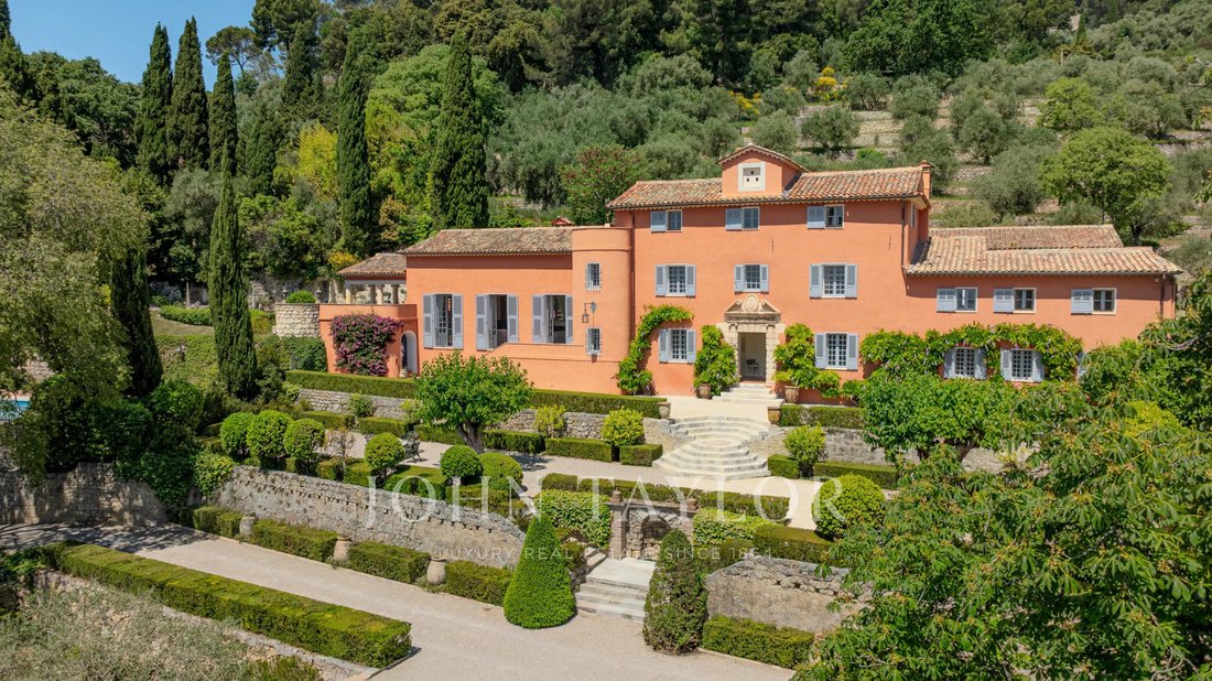 House in Grasse, Provence-Alpes-Côte d'Azur, France 1 - 13562553