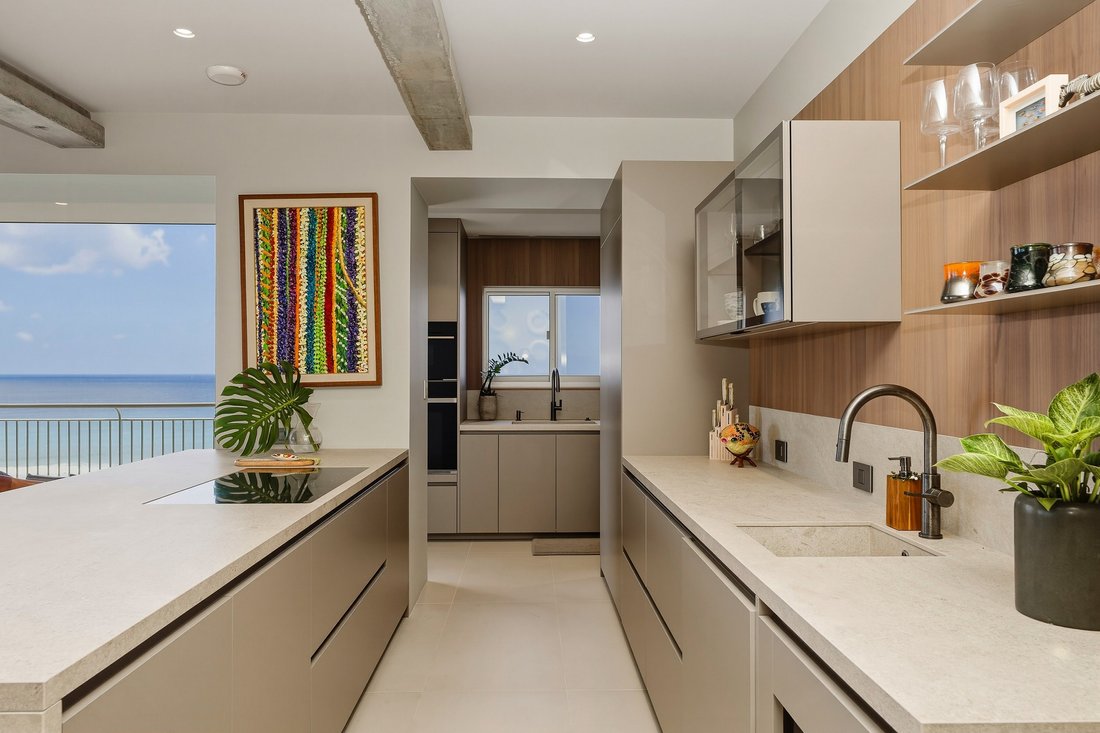 Condo in Honolulu, Hawaii, United States 4 - 18070396
