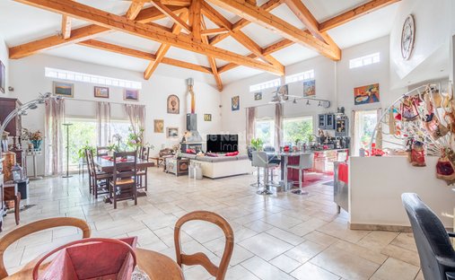 Villa in Ensuès-la-Redonne, Provence-Alpes-Côte d'Azur, France 1