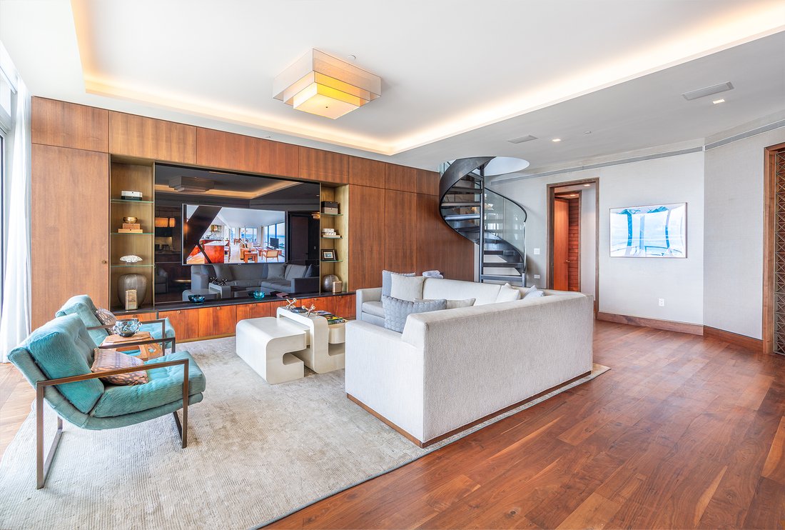 Condo in Honolulu, Hawaii, United States 3 - 18070228