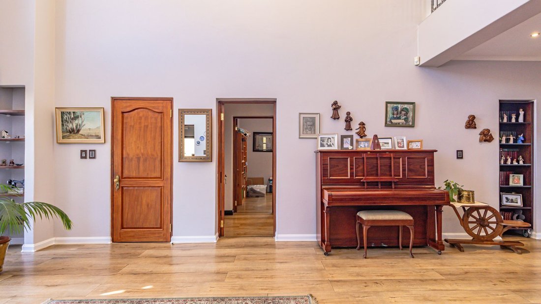 Country House in Centurion Central, Gauteng, South Africa 5 - 18070874