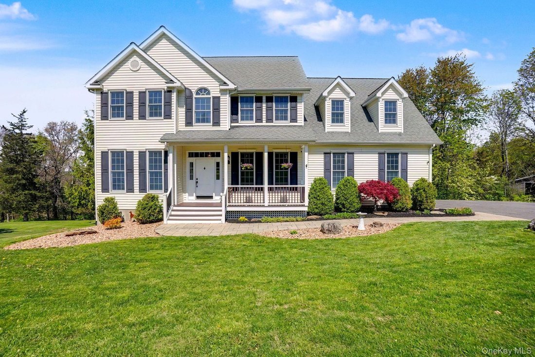 House in Pleasant Valley, New York, United States 1 - 18070153