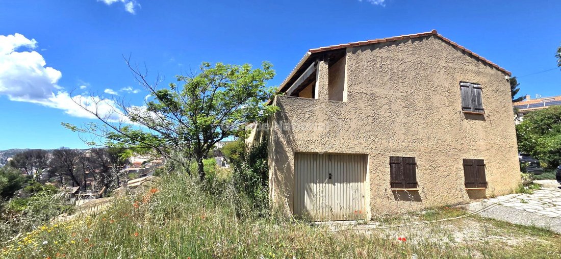 Villa in 16e Arrondissement, Marseille, France 2 - 18070724