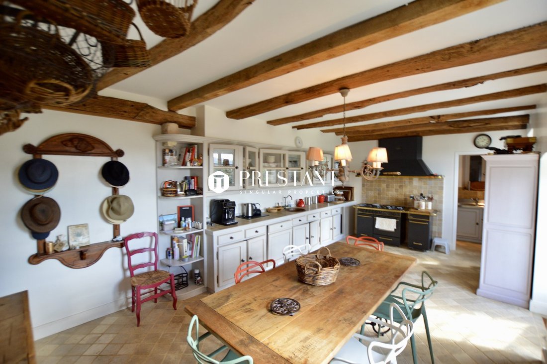 House in Sarlat-la-Canéda, Nouvelle-Aquitaine, France 2 - 18070454