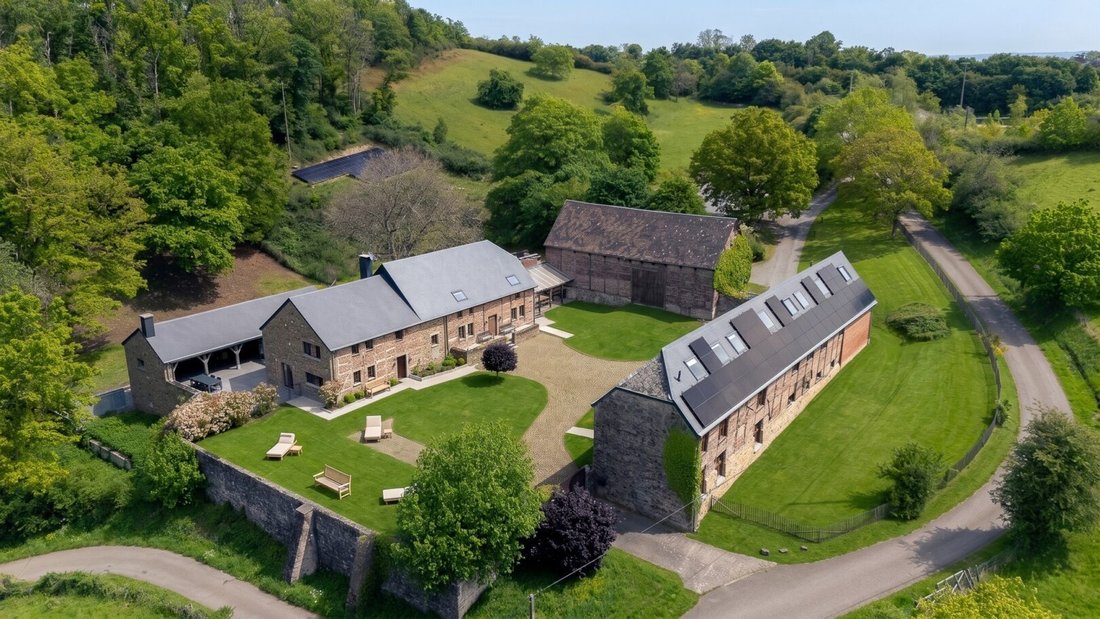 Farm Ranch in Somme-Leuze, Wallonia, Belgium 1 - 18070634