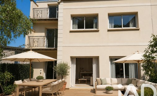 House in Galvents-Corby, Clamart, France 1