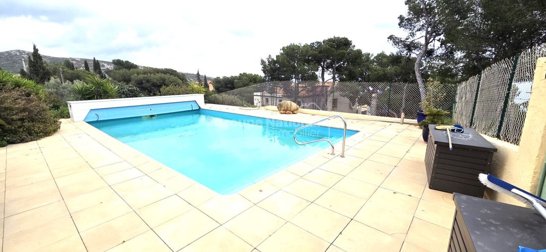 Villa in 16e Arrondissement, Marseille, France 4 - 18070707
