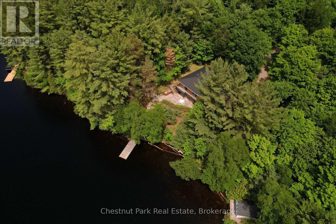 House in Huntsville, Ontario, Canada 1 - 17973207