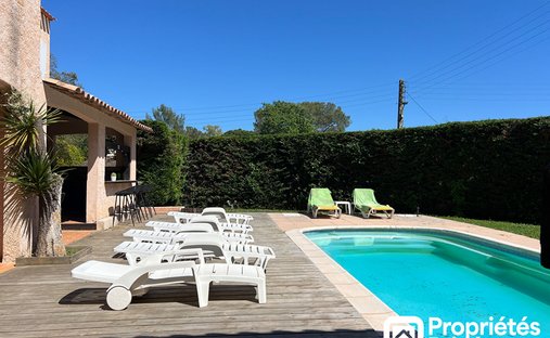 Villa in Centre ville, Saint-Raphaël, France 1