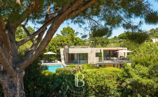 Villa in Lecci, Corsica, France 1