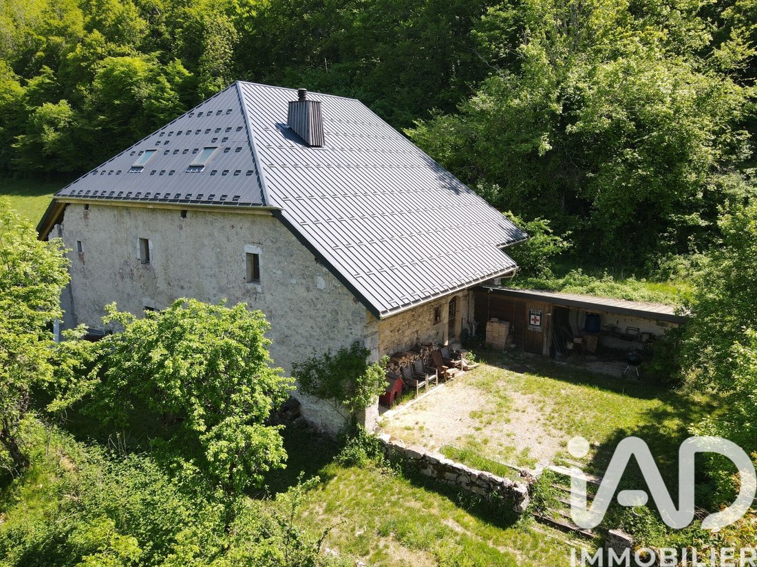 House in Chezery-Forens, Auvergne-Rhône-Alpes, France 2 - 17884672