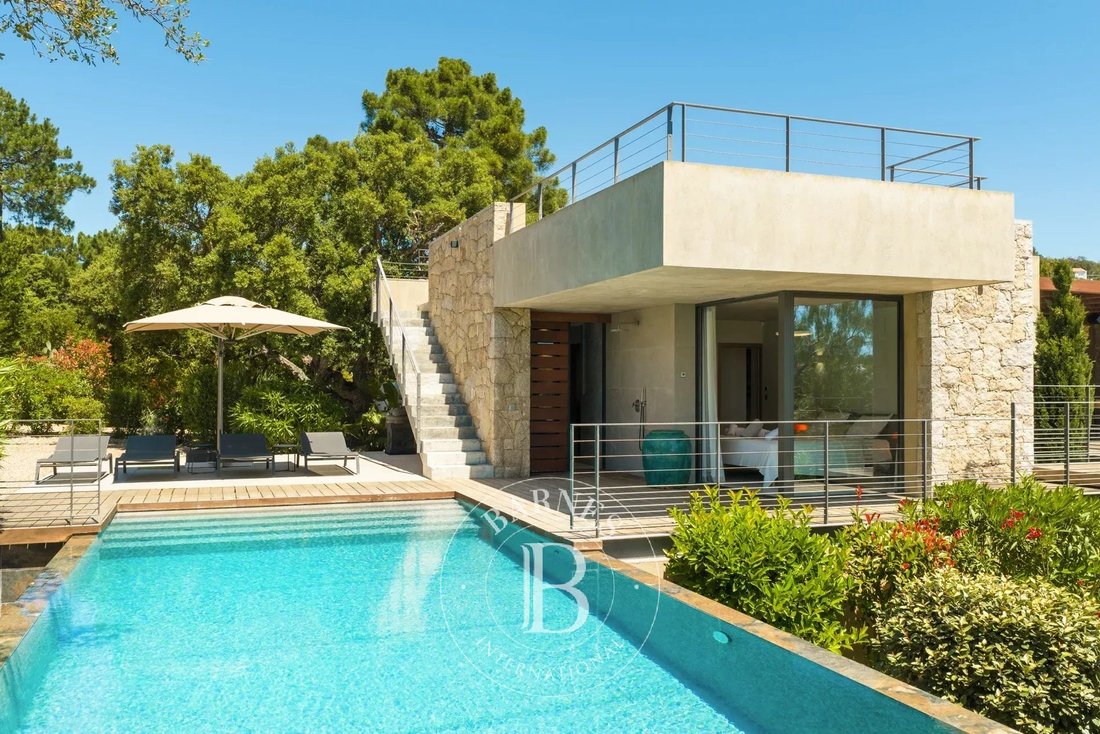 Villa in Lecci, Corsica, France 3 - 12937861