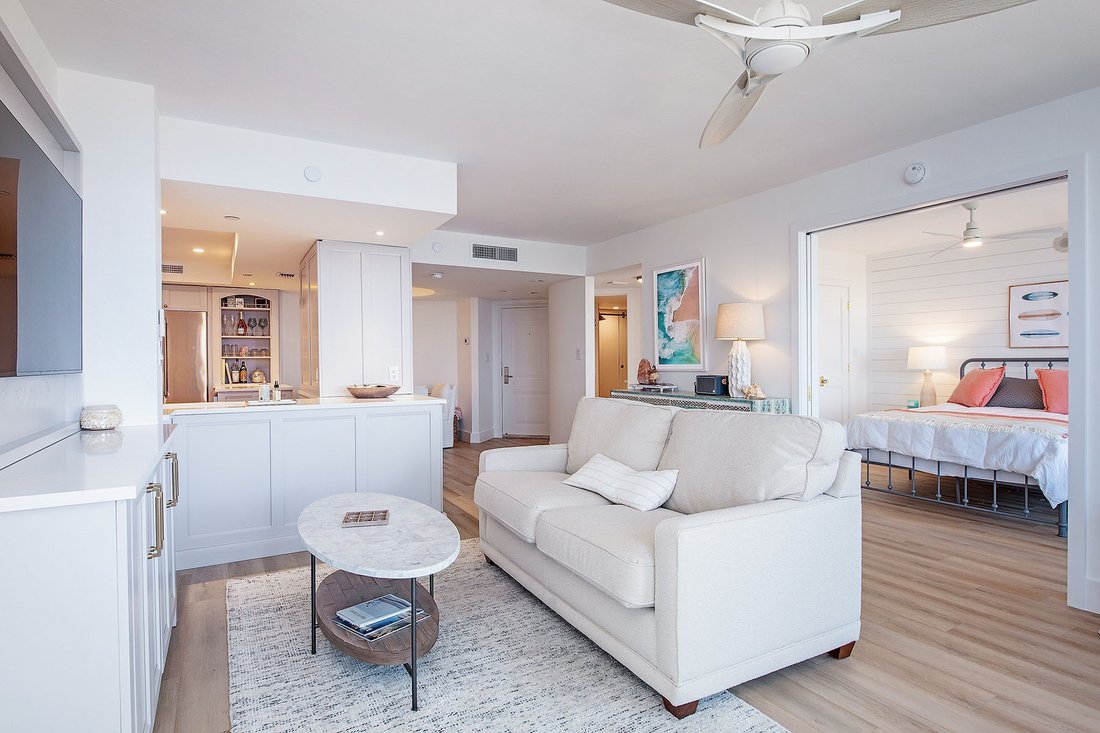 Condo in Naples, Florida, United States 5 - 17964113