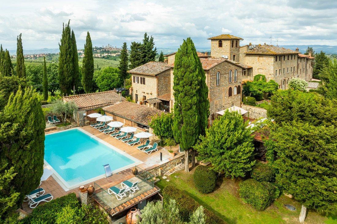 Country House in San Gimignano, Tuscany, Italy 1 - 18070921