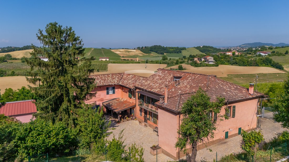 Estate in Penango, Piedmont, Italy 3 - 18070068