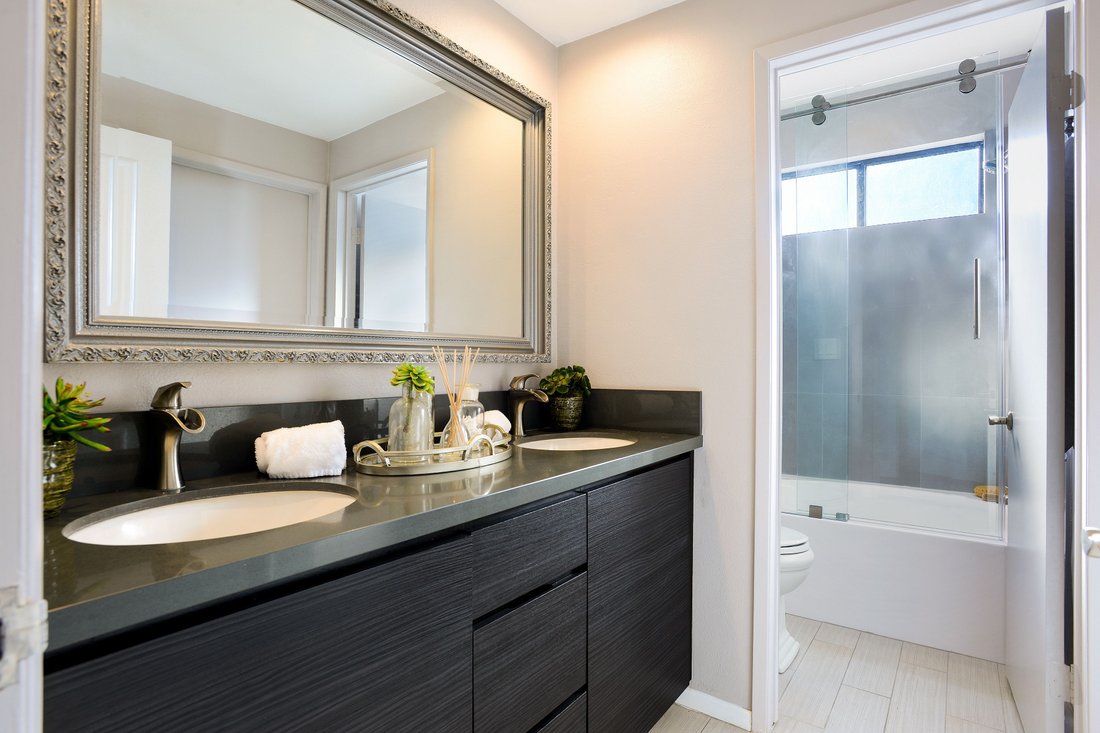 Condo in Los Angeles, California, United States 5 - 18070090