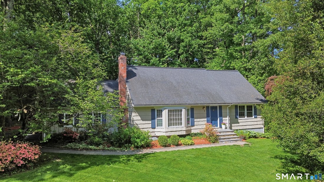 House in Simsbury, Connecticut, United States 1 - 18070146