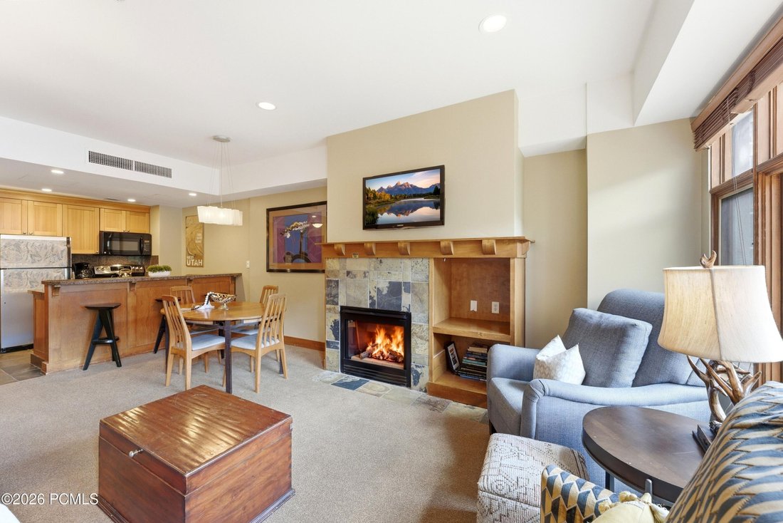 Condo in Park City, Utah, United States 5 - 18070657