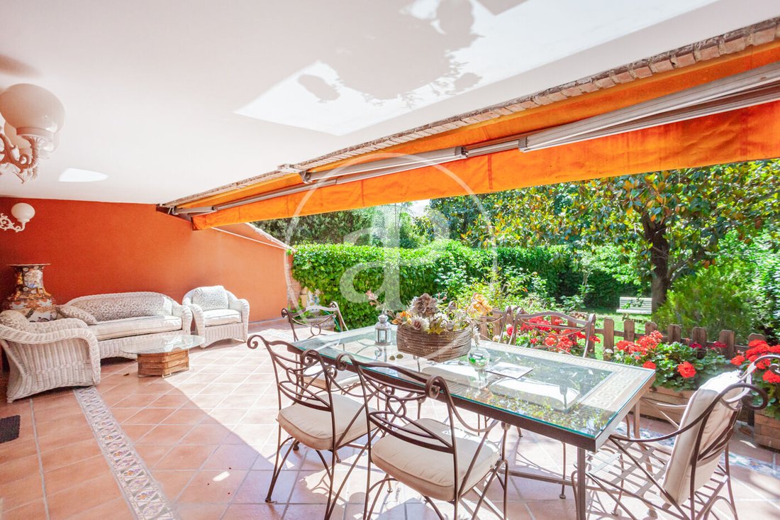 Villa a Aravaca, Madrid, Spagna 2 - 18070370