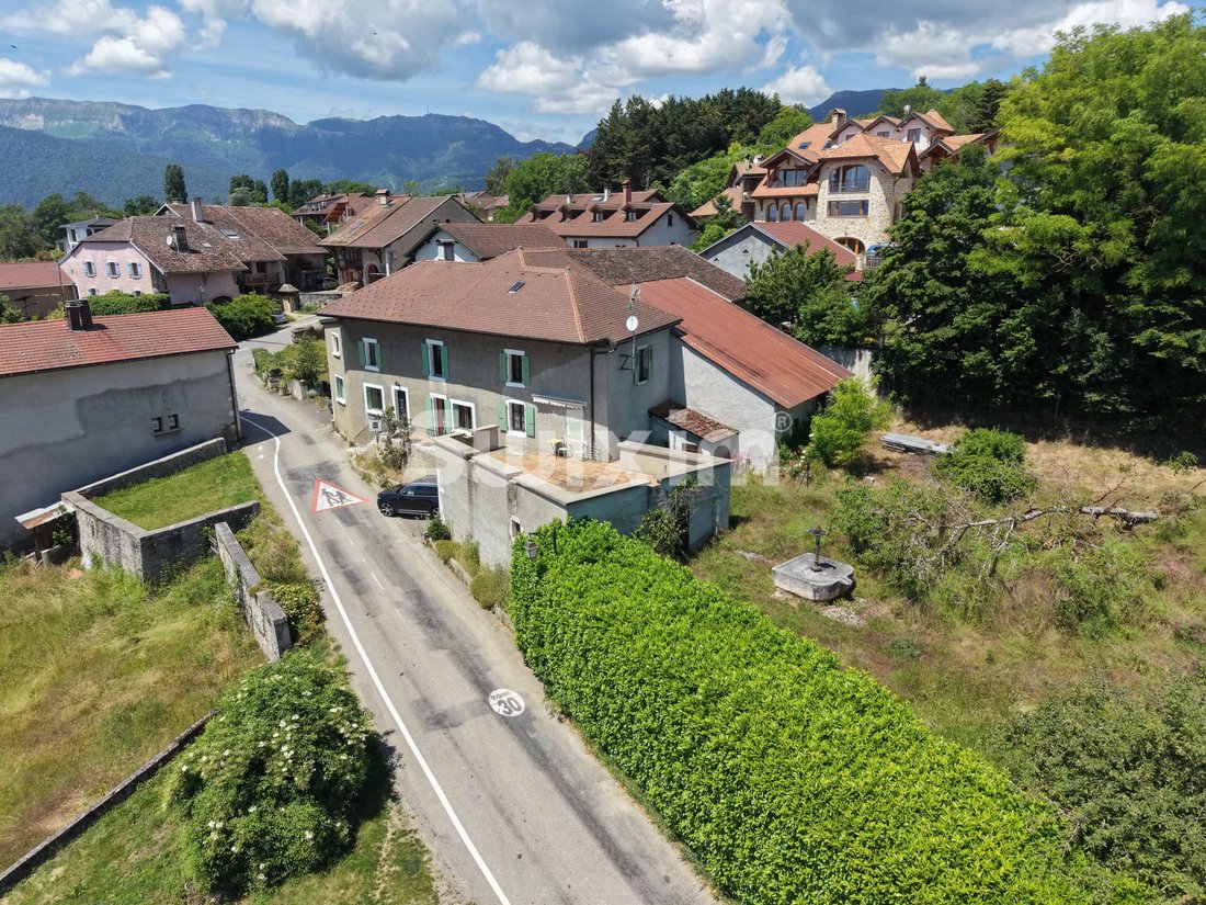 House in Grilly, Auvergne-Rhône-Alpes, France 1 - 18070324