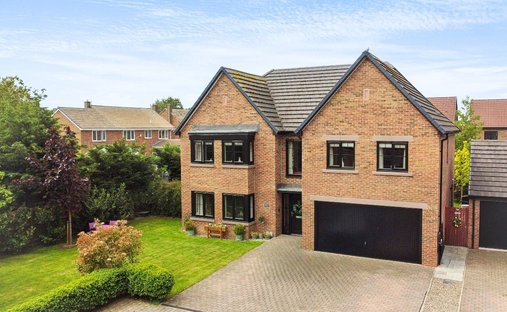 House in Hurworth Place, England 1