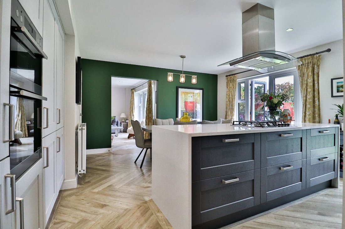 House in Hurworth Place, England 2 - 18070403