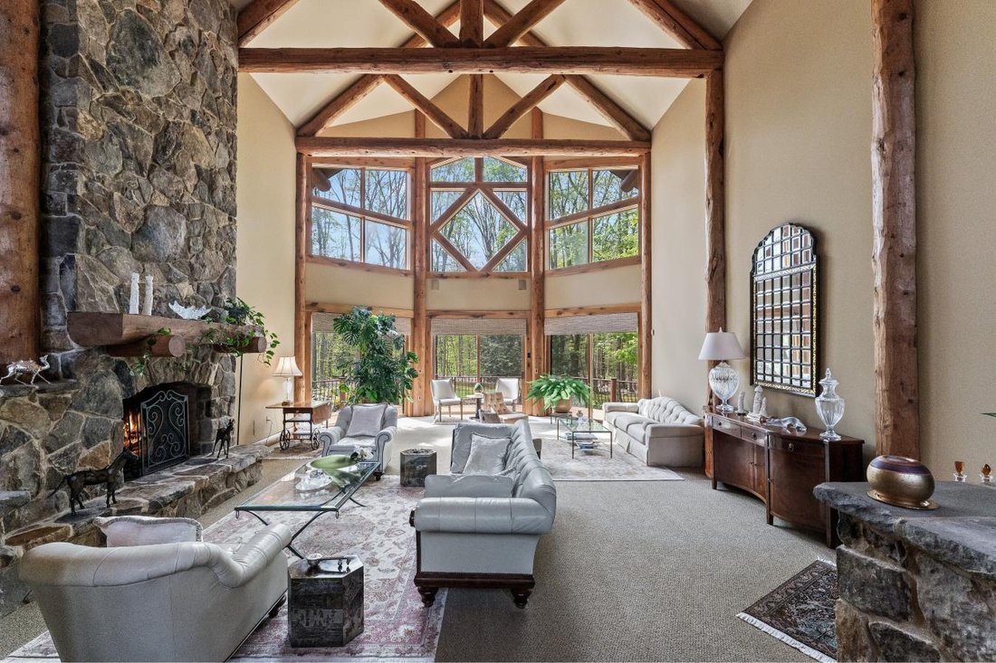 House in Aurora, Ohio, United States 5 - 18070309