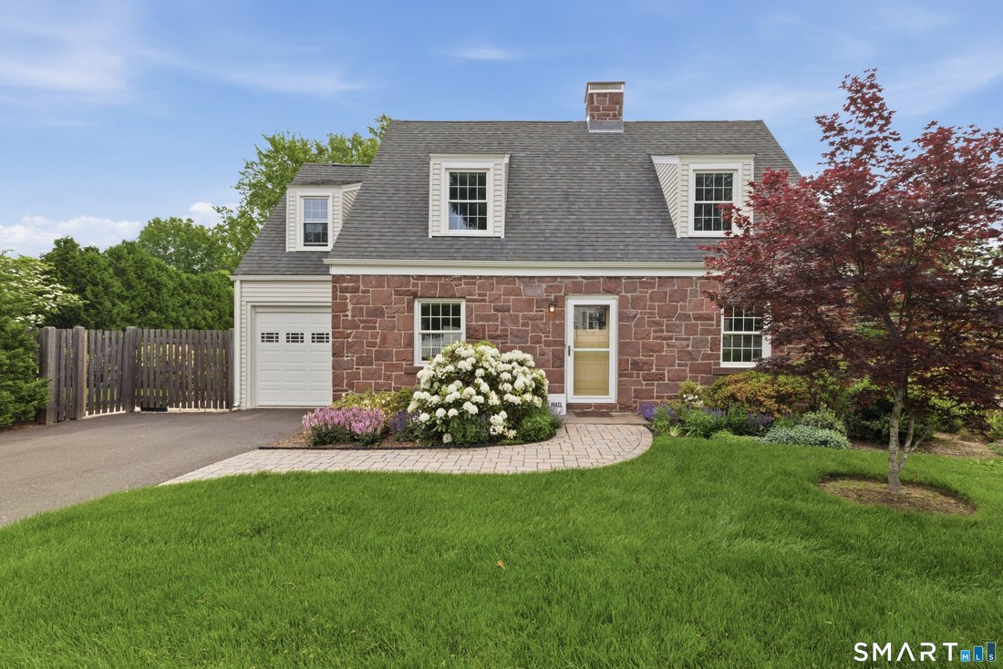 House in West Hartford, Connecticut, United States 1 - 18070152