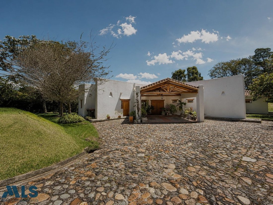 House in Las Mercedes, Antioquia, Colombia 3 - 18070189