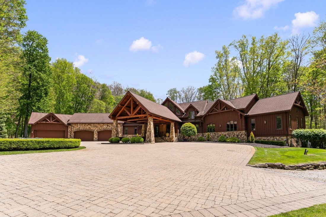 House in Aurora, Ohio, United States 2 - 18070309