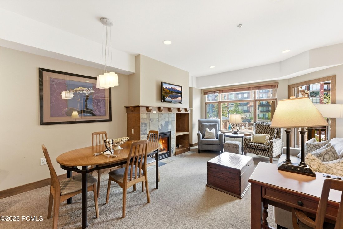Condo in Park City, Utah, United States 3 - 18070657