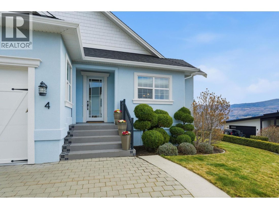 House in West Kelowna, British Columbia, Canada 2 - 18074127