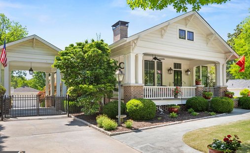 House in College Park, Georgia, United States 1