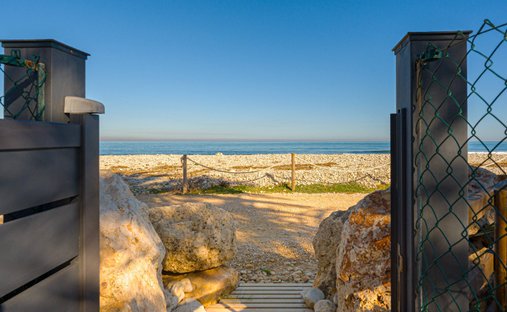 Villa in Costa Blanca, Valencian Community, Spain 1