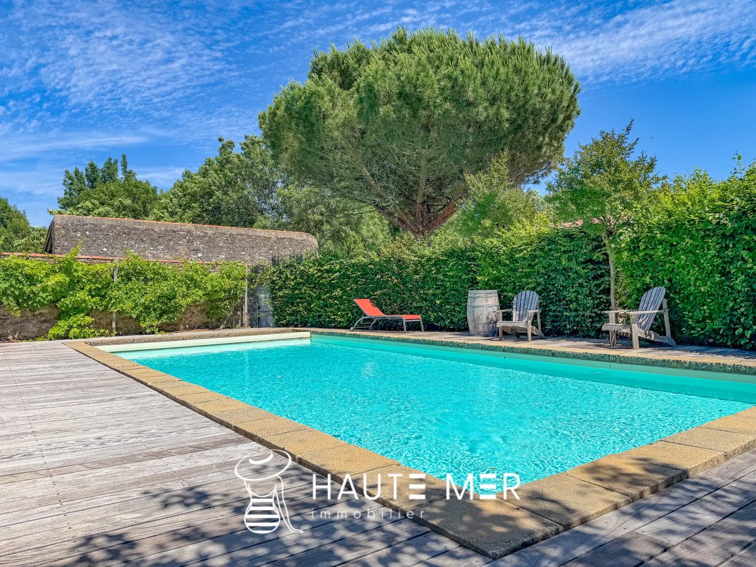 House in Littoral Ouest, Talmont-Saint-Hilaire, France 2 - 16296510