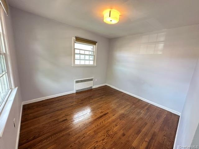 Port Washington, New York, United States 3 - 18072806