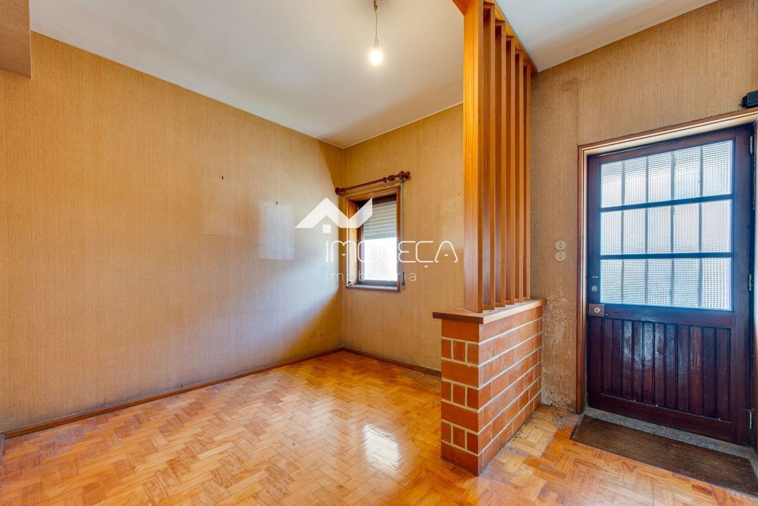 Townhouse in Ramalde, Porto District, Portugal 2 - 18078825