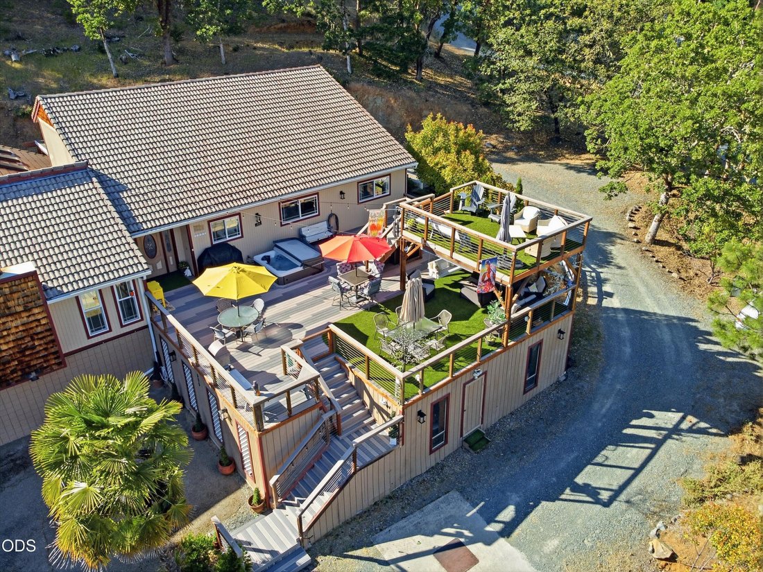 House in Grants Pass, Oregon, United States 1 - 18074688