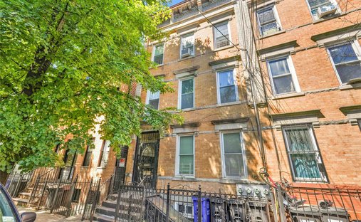 House in New York, New York, United States 1