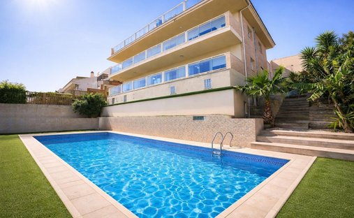 Villa in Salou, Catalonia, Spain 1