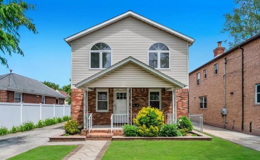 House in New York, New York, United States 1