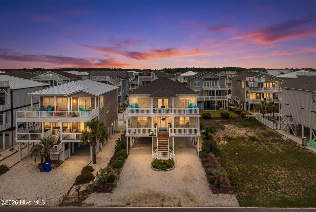 House in Ocean Isle Beach, North Carolina, United States 2 - 18076188