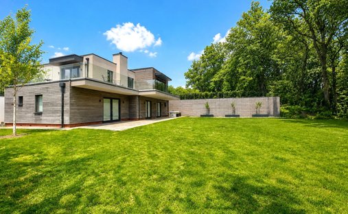House in Lower Bourne, England 1