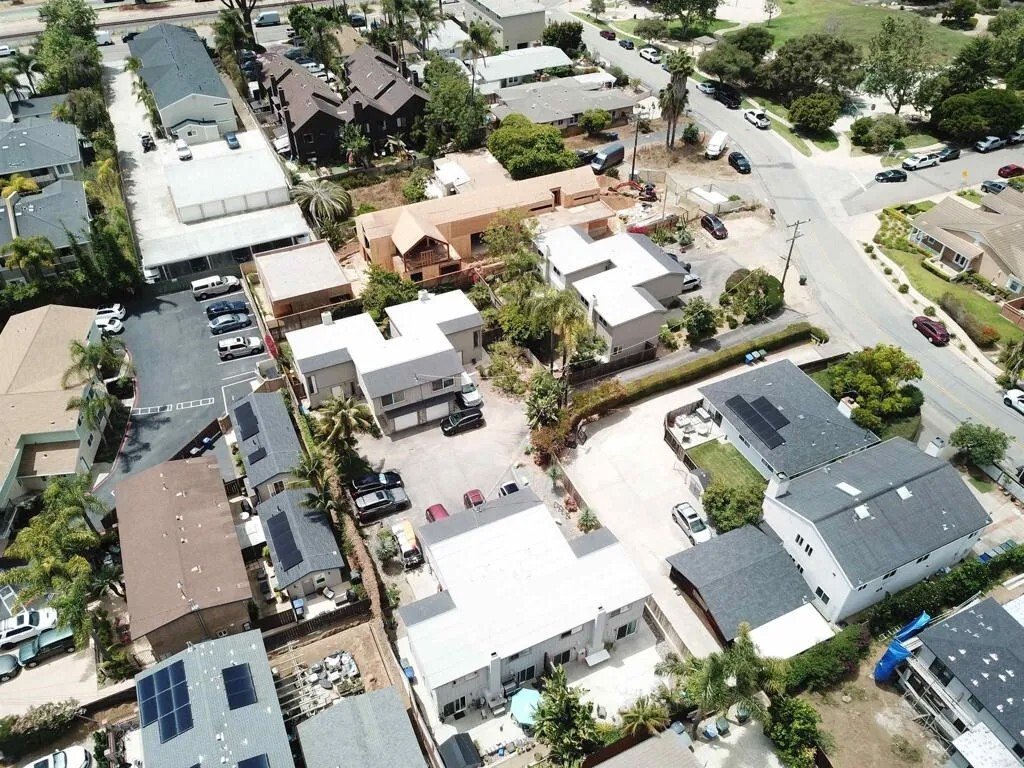 Encinitas, California, United States 2 - 18079480